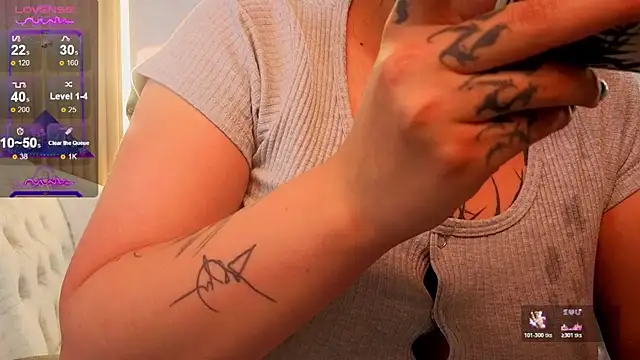 Snapshot of Anni_acker_b chatting on 02-26-26, 12:37 Anni acker b online show from 02-26-26, 12:37