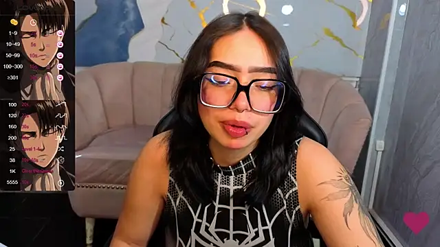 Snapshot of Anni_acker_b chatting on 05-15-26, 06:48 Anni acker b online show from 05-15-26, 06:48