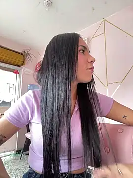 Snapshot of Naatalia chatting on 03-21-25, 06:07 Naatalia online show from 03-21-25, 06:07