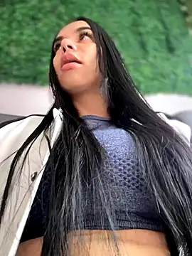 Snapshot of Naatalia chatting on 10-01-25, 02:12 Naatalia online show from 10-01-25, 02:12