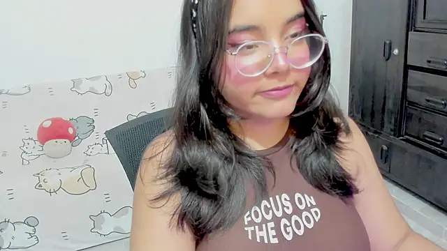 Naoko 7w7 online show from 11-17-25, 12:38