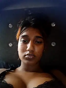indianpink lips online show from 05-01-26, 11:59