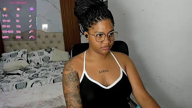 Snapshot of ZahraRose chatting on 04-29-26, 11:14 ZahraRose online show from 04-29-26, 11:14