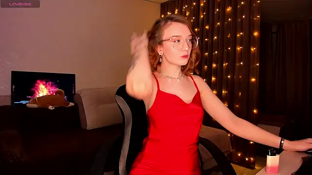 Snapshot of OnePunchGirl chatting on 02-14-25, 09:53 OnePunchGirl online show from 02-14-25, 09:53