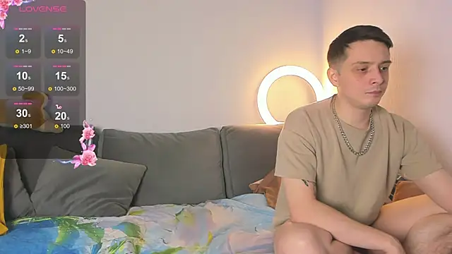 Snapshot of OnePunchGirl chatting on 09-28-25, 04:01 OnePunchGirl online show from 09-28-25, 04:01