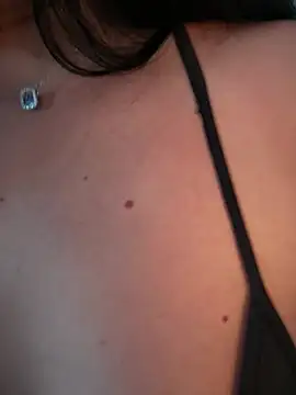 YoungHotMilf97 online show from 07-12-26, 02:19