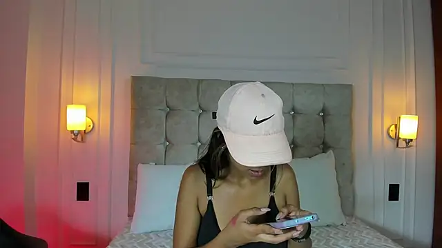 JasmineRoss 1 online show from 09-18-25, 07:05