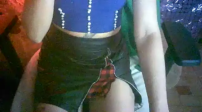 Snapshot of Meghan_sex777 chatting on 02-25-25, 12:47 Meghan sex777 online show from 02-25-25, 12:47