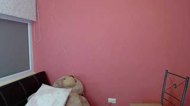 Snapshot of morahaze chatting on 02-24-25, 12:41 morahaze online show from 02-24-25, 12:41