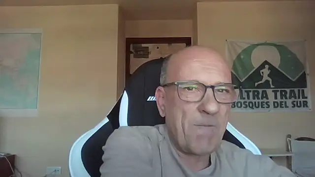 Snapshot of llopaco chatting on 04-26-26, 12:14 llopaco online show from 04-26-26, 12:14
