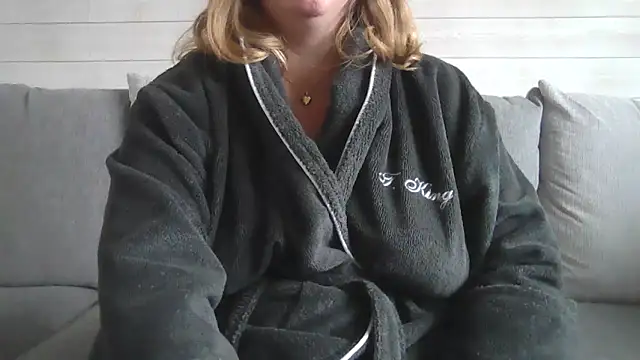 sizha6 online show from 10-23-25, 08:13