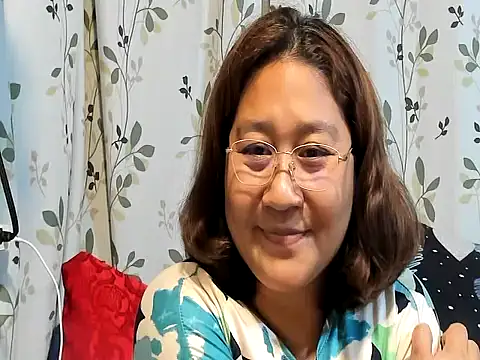 hotchubby88 online show from 09-27-25, 11:48