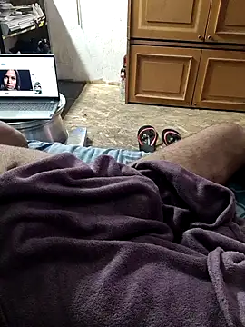 Snapshot of Feca657 chatting on 11-13-25, 08:30 Feca657 online show from 11-13-25, 08:30