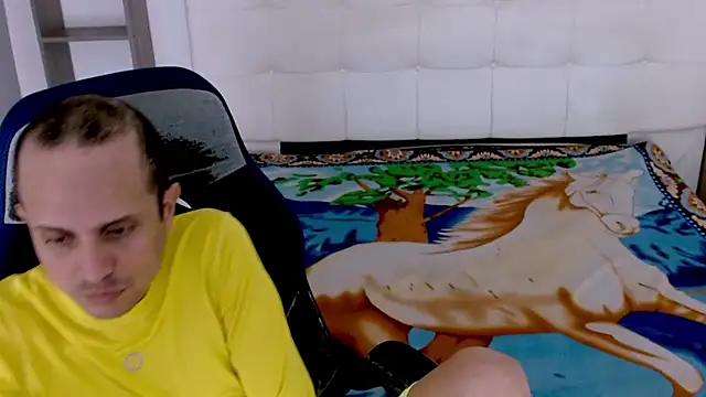 JhonTorres018 online show from 11-01-25, 03:52