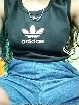 Snapshot of Aaradhna-hoy chatting on 03-02-25, 08:27 Aaradhna-hoy online show from 03-02-25, 08:27