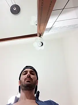 Renezel online show from 02-25-25, 07:58