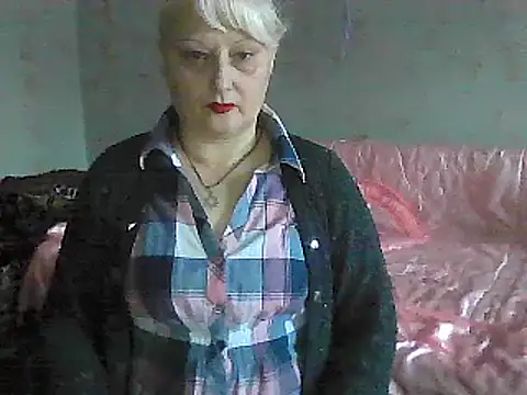 Snapshot of NikolinaBounty chatting on 02-21-25, 02:59 NikolinaBounty online show from 02-21-25, 02:59