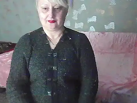 Snapshot of NikolinaBounty chatting on 03-06-25, 06:37 NikolinaBounty online show from 03-06-25, 06:37