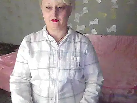 Snapshot of NikolinaBounty chatting on 03-08-25, 06:58 NikolinaBounty online show from 03-08-25, 06:58