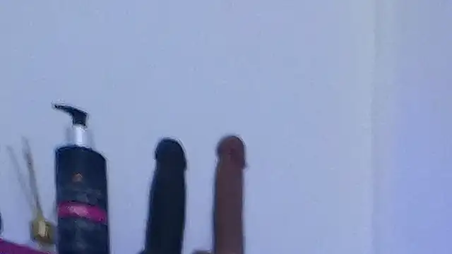 Snapshot of Double_R12 chatting on 03-07-25, 05:18 Double R12 online show from 03-07-25, 05:18