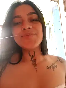 Snapshot of Emily_sharlot chatting on 02-28-25, 03:59 Emily sharlot online show from 02-28-25, 03:59