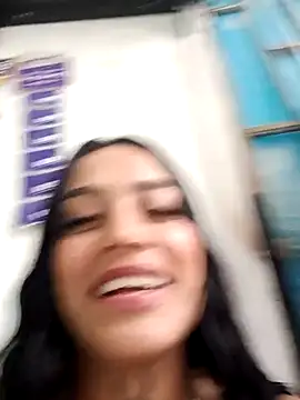 Snapshot of Emily_sharlot chatting on 03-13-25, 10:21 Emily sharlot online show from 03-13-25, 10:21