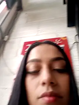 Snapshot of Emily_sharlot chatting on 03-14-25, 09:43 Emily sharlot online show from 03-14-25, 09:43