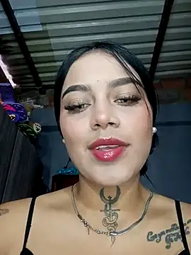 Snapshot of Emily_sharlot chatting on 03-17-25, 11:10 Emily sharlot online show from 03-17-25, 11:10