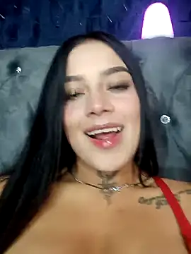 Snapshot of Emily_sharlot chatting on 03-22-25, 06:14 Emily sharlot online show from 03-22-25, 06:14