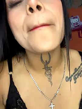 Snapshot of Emily_sharlot chatting on 10-09-25, 06:55 Emily sharlot online show from 10-09-25, 06:55