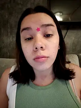 Snapshot of EmmaSulivan chatting on 01-16-26, 12:09 EmmaSulivan online show from 01-16-26, 12:09