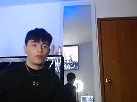 Snapshot of Smith_boy_25 chatting on 02-21-25, 01:22 Smith boy 25 online show from 02-21-25, 01:22