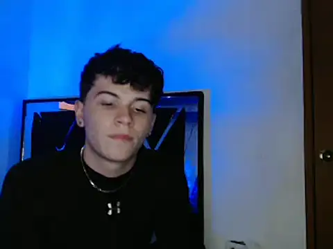 Snapshot of Smith_boy_25 chatting on 03-14-25, 01:16 Smith boy 25 online show from 03-14-25, 01:16