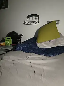 Snapshot of Miss_candymandy chatting on 10-06-25, 02:31 Miss candymandy online show from 10-06-25, 02:31