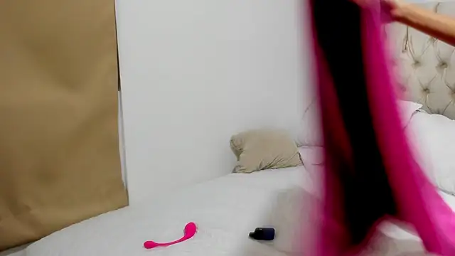 Hotcouple1 Xx online show from 03-11-25, 05:38