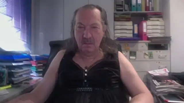 HMStraps01 online show from 02-25-26, 07:07