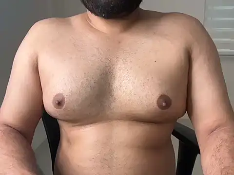 Snapshot of indian_thonger chatting on 11-28-25, 03:09 indian thonger online show from 11-28-25, 03:09