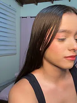 Snapshot of sammy_gomez07 chatting on 10-10-25, 01:15 sammy gomez07 online show from 10-10-25, 01:15