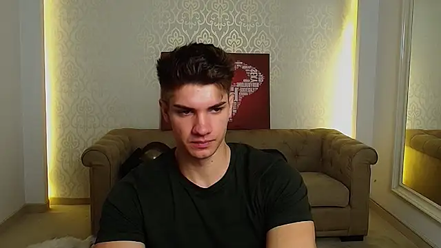 Snapshot of MaxKaiden chatting on 09-13-25, 04:45 MaxKaiden online show from 09-13-25, 04:45