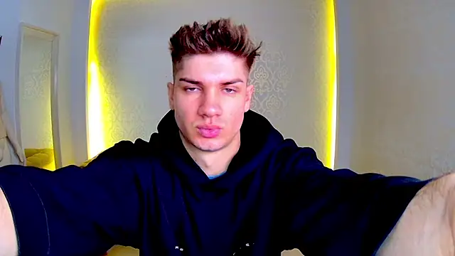 MaxKaiden online show from 02-17-26, 05:26