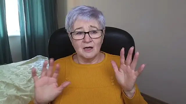 Sandra Snowflake online show from 02-16-25, 07:59