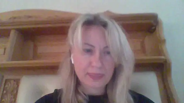 Snapshot of Mary888x chatting on 02-17-25, 02:37 Mary888x online show from 02-17-25, 02:37