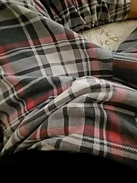 Snapshot of skiciyunis chatting on 03-17-25, 01:50 skiciyunis online show from 03-17-25, 01:50