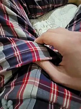 Snapshot of skiciyunis chatting on 03-19-25, 06:44 skiciyunis online show from 03-19-25, 06:44