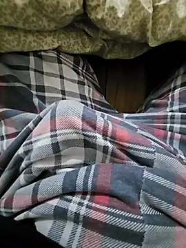 Snapshot of skiciyunis chatting on 10-18-25, 08:20 skiciyunis online show from 10-18-25, 08:20