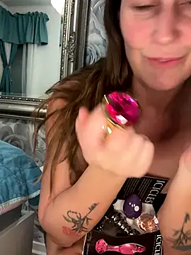 Snapshot of NymphoSwede chatting on 10-20-25, 09:48 NymphoSwede online show from 10-20-25, 09:48