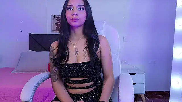 Snapshot of camille1310 chatting on 11-15-25, 10:15 camille1310 online show from 11-15-25, 10:15