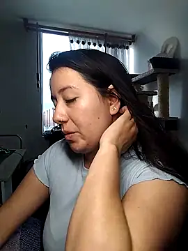 sweetie  annieee online show from 09-08-25, 09:58