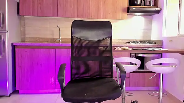 valeria  lewiis online show from 02-23-25, 02:57