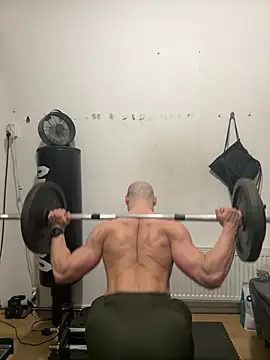 Snapshot of pesyelisa chatting on 02-16-25, 05:37 pesyelisa online show from 02-16-25, 05:37